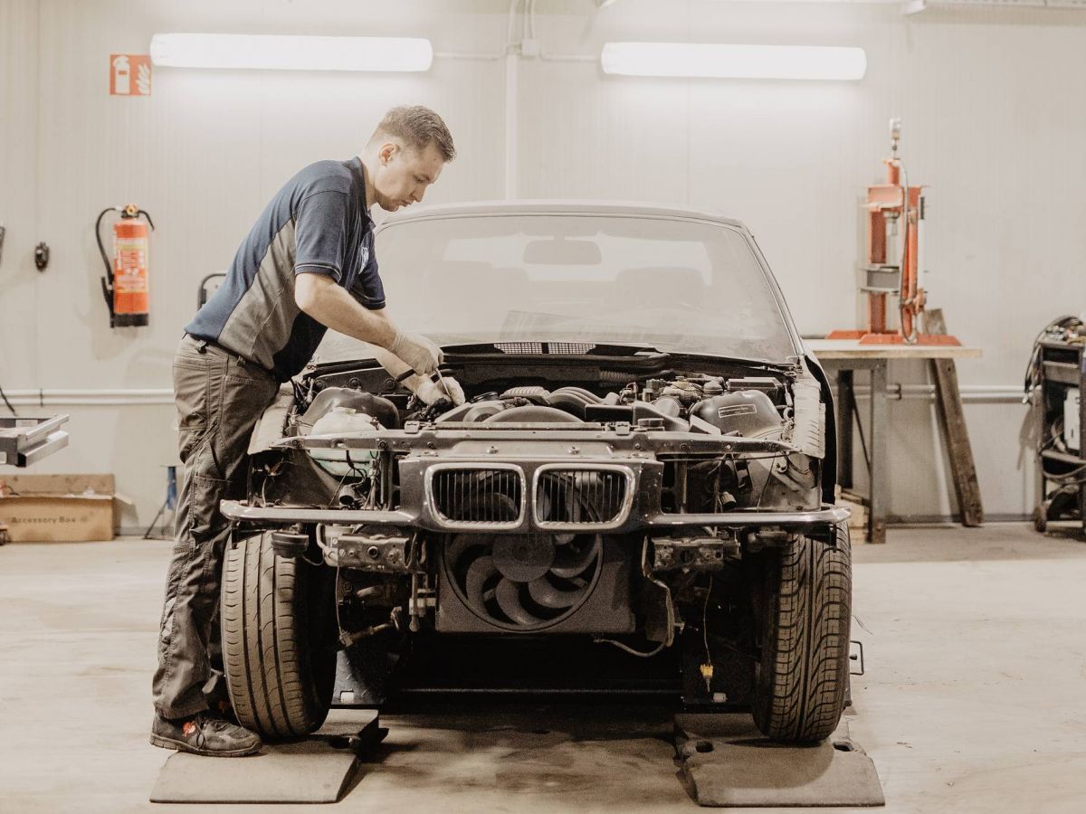 Motorinstandsetzung und Getriebeinstandsetzung